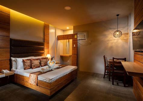 Sky Hotel Pampanga in Bacolor .